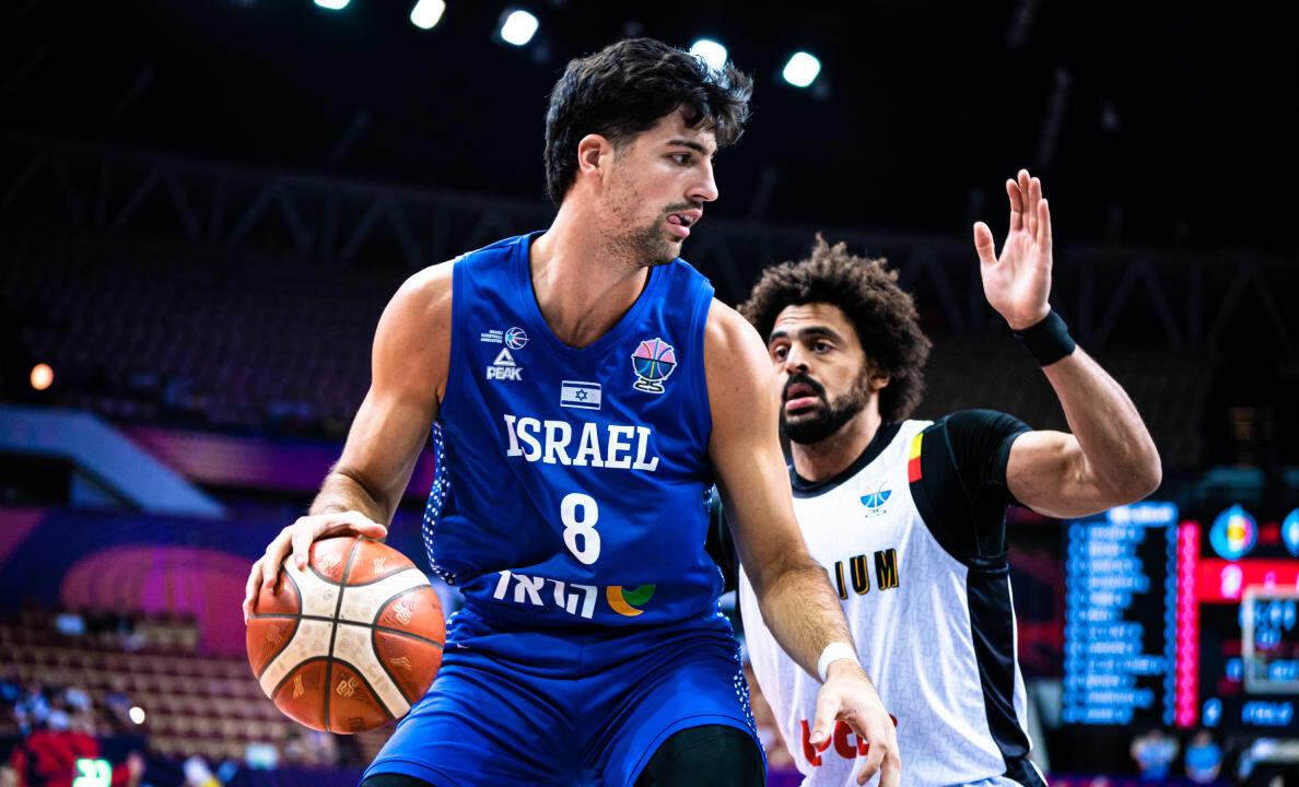 包含斯洛文尼亚队取得惊人反超，实现逆袭的词条