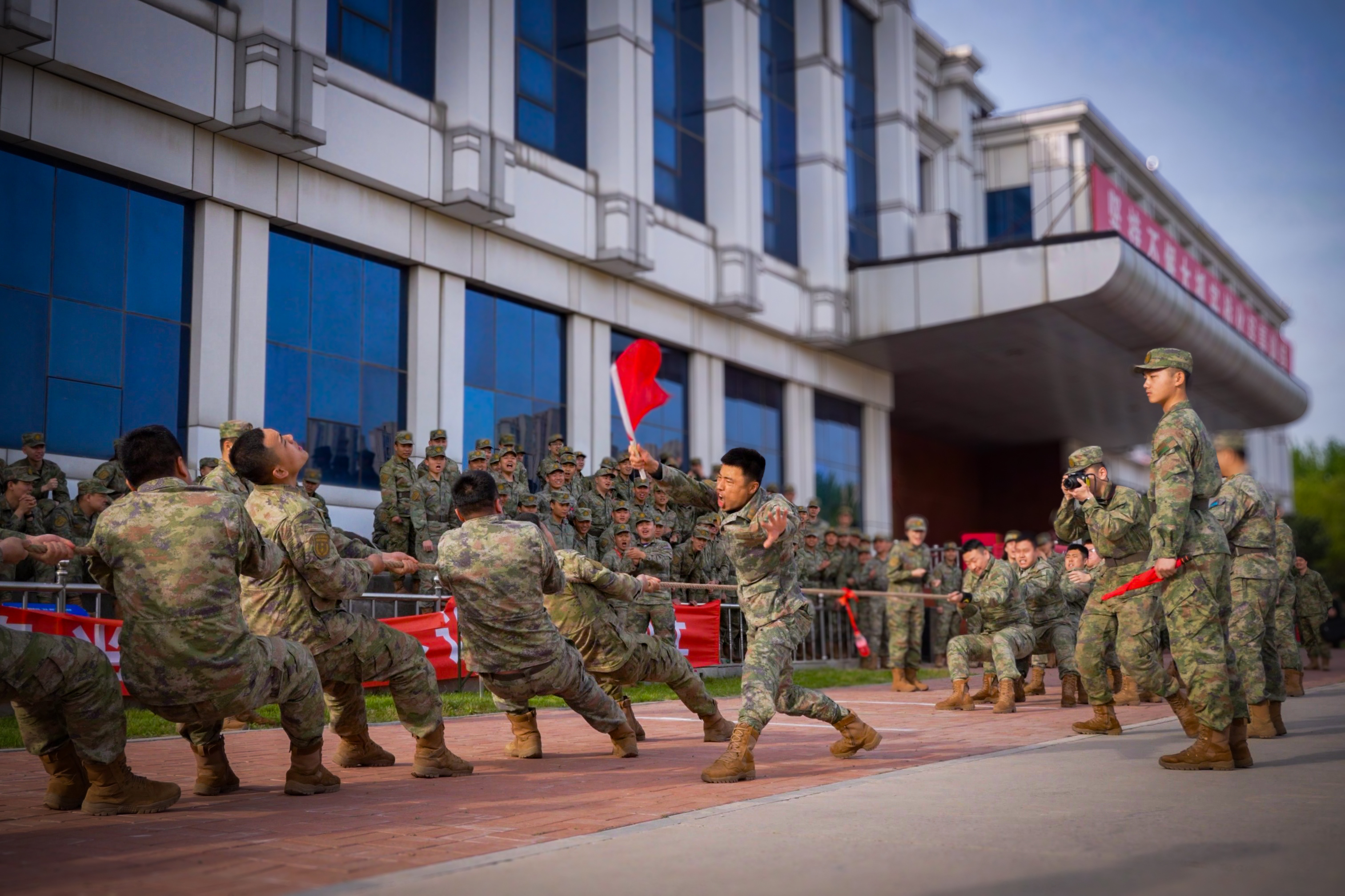 球队备战比赛,全力以赴迎接挑战 球队备战比赛,全力以赴迎接挑战