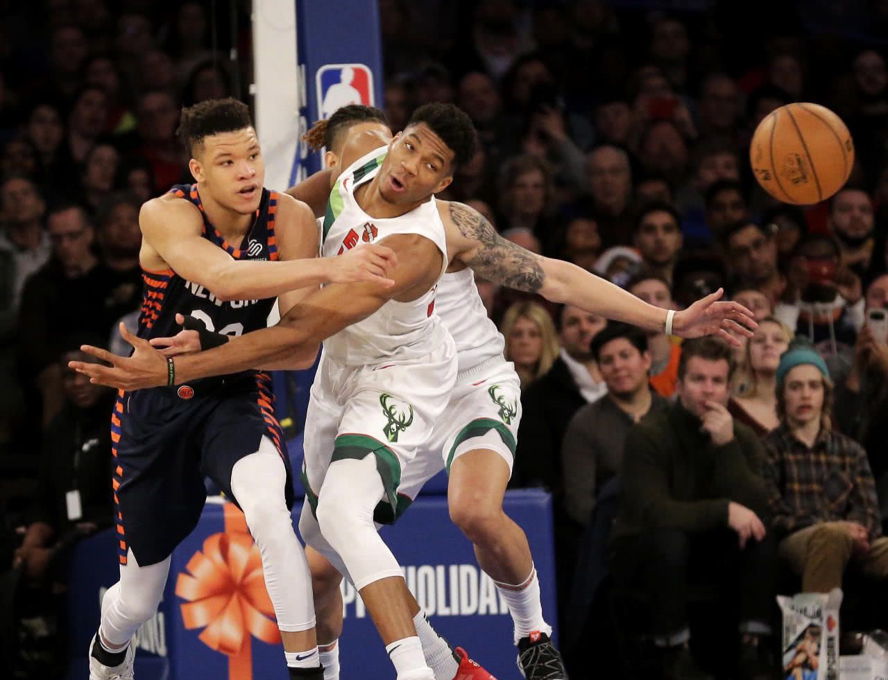 福建队翻盘尼克斯，字母哥点燃赛场