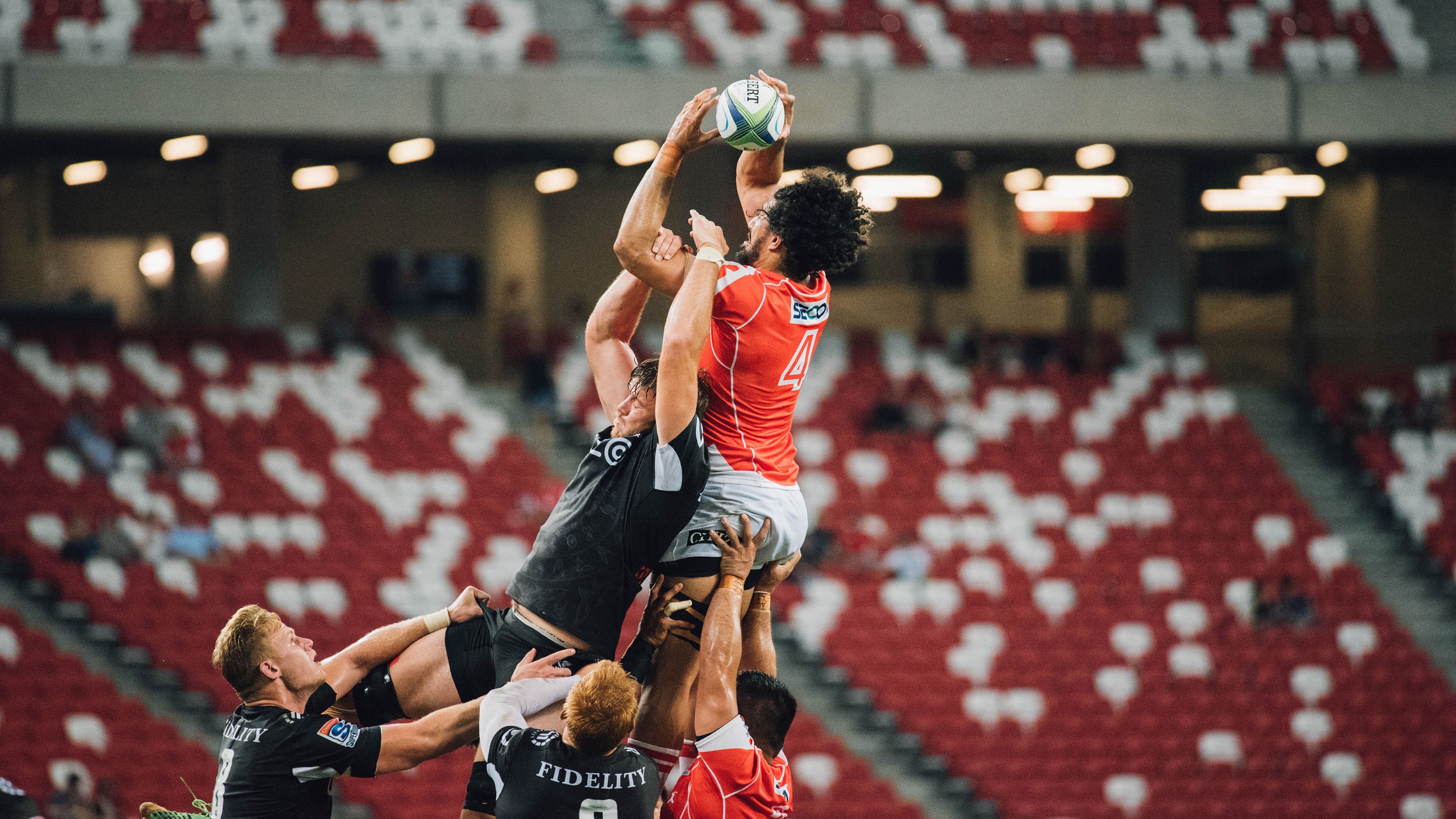 戈贝尔式爆发，骑士队如何正面击溃深圳队的战术密码