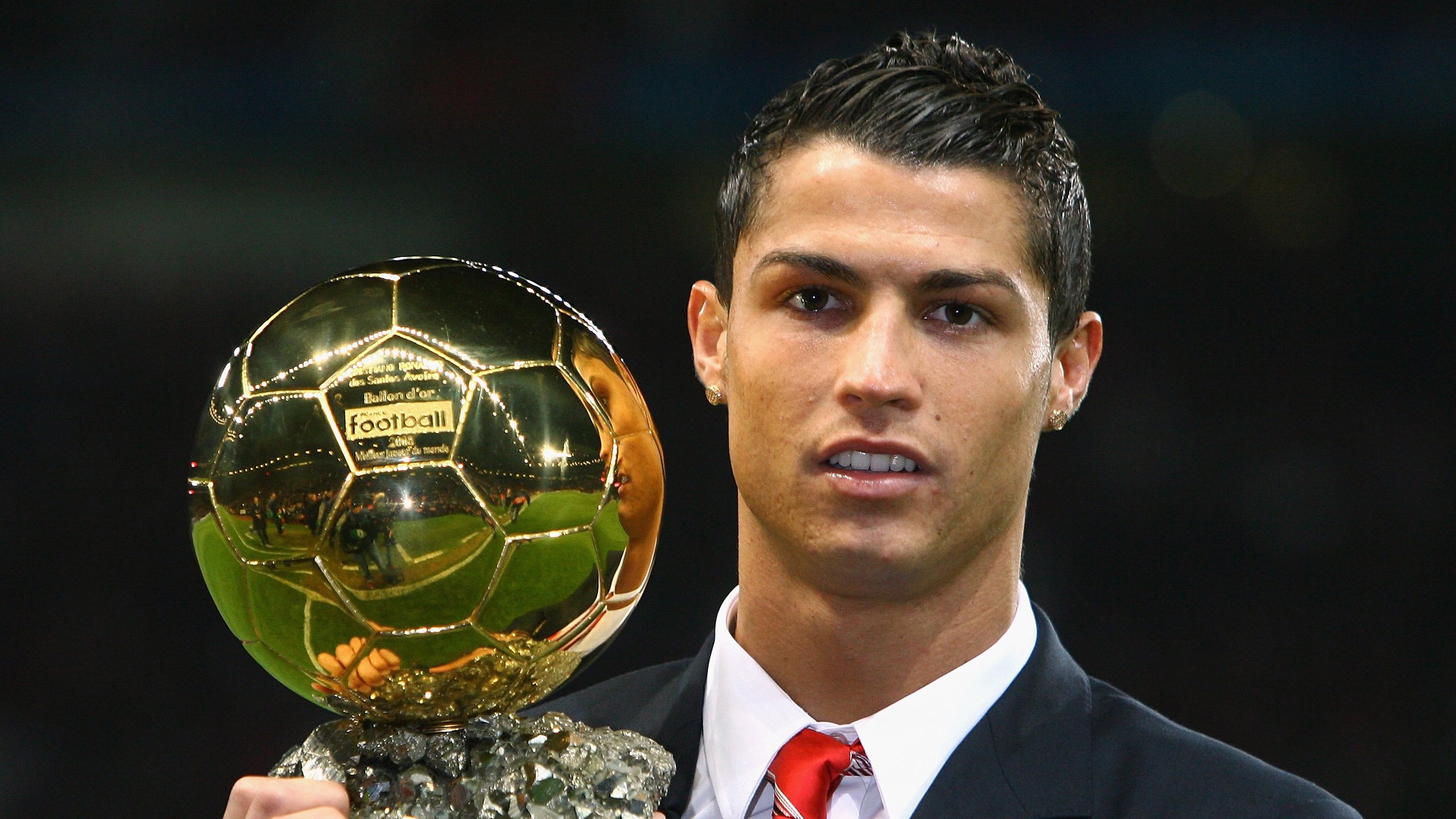 奥纳纳一夫当关!牙买加黄金一代击溃秘鲁,年度焦点之战见证新门神崛起