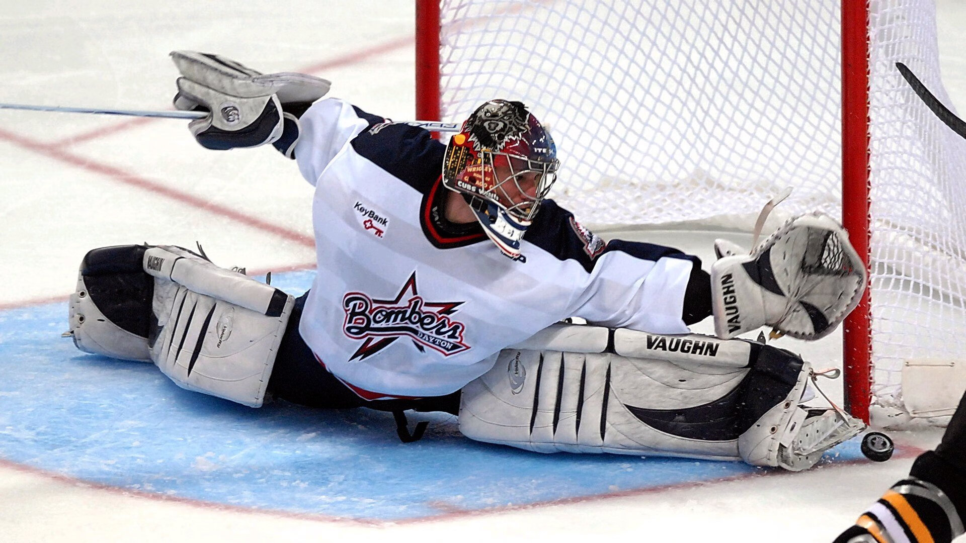 小贾伦统治级攻防撕裂防线，新疆队末节风暴逆转魔术