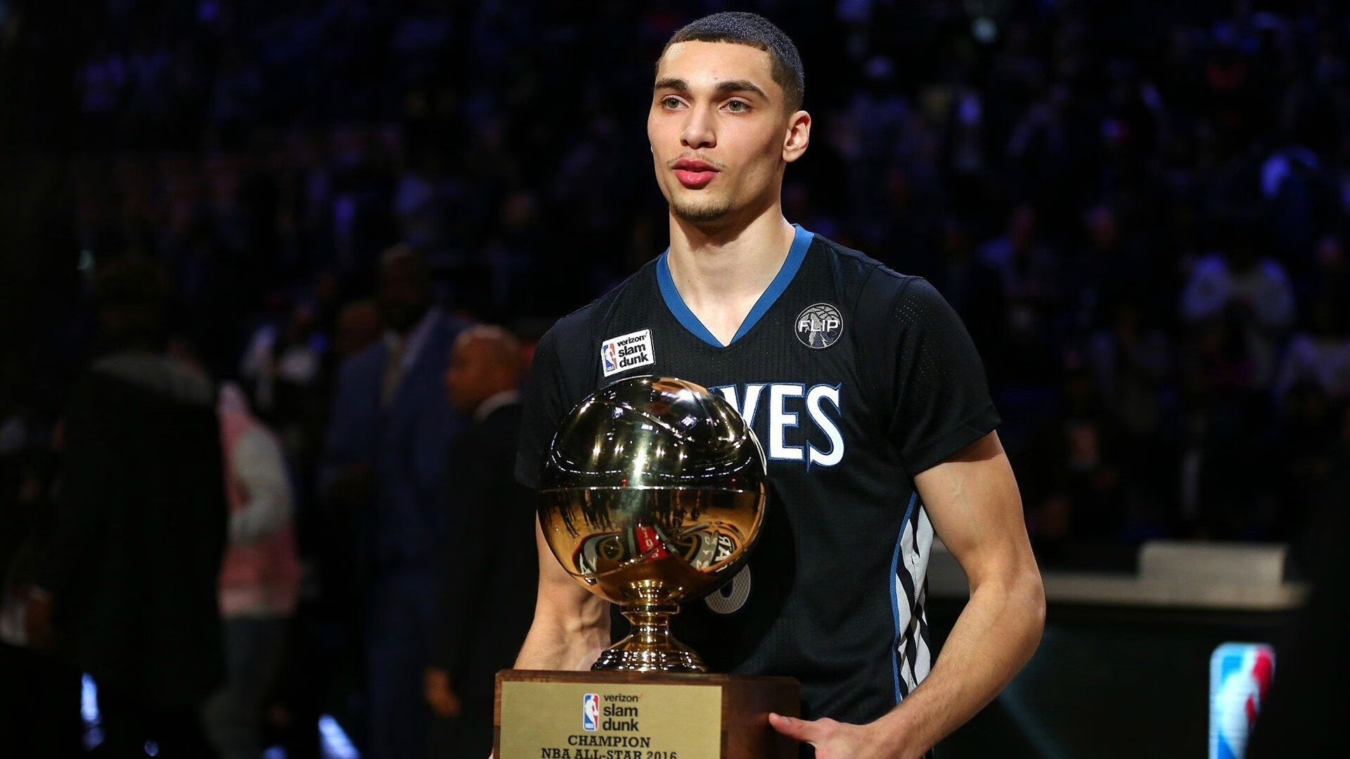 孤星之夜，爱德华兹在世界排名争夺战中书写唯一答案